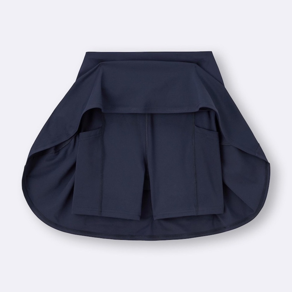 GU black dry stretch skort size M